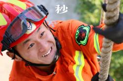 爱游戏平台链接 -击剑小组赛，河套玄武队与岭东闪电队强势反弹，体能对抗拉满！边后卫成为亮点(奥运会击剑比赛)