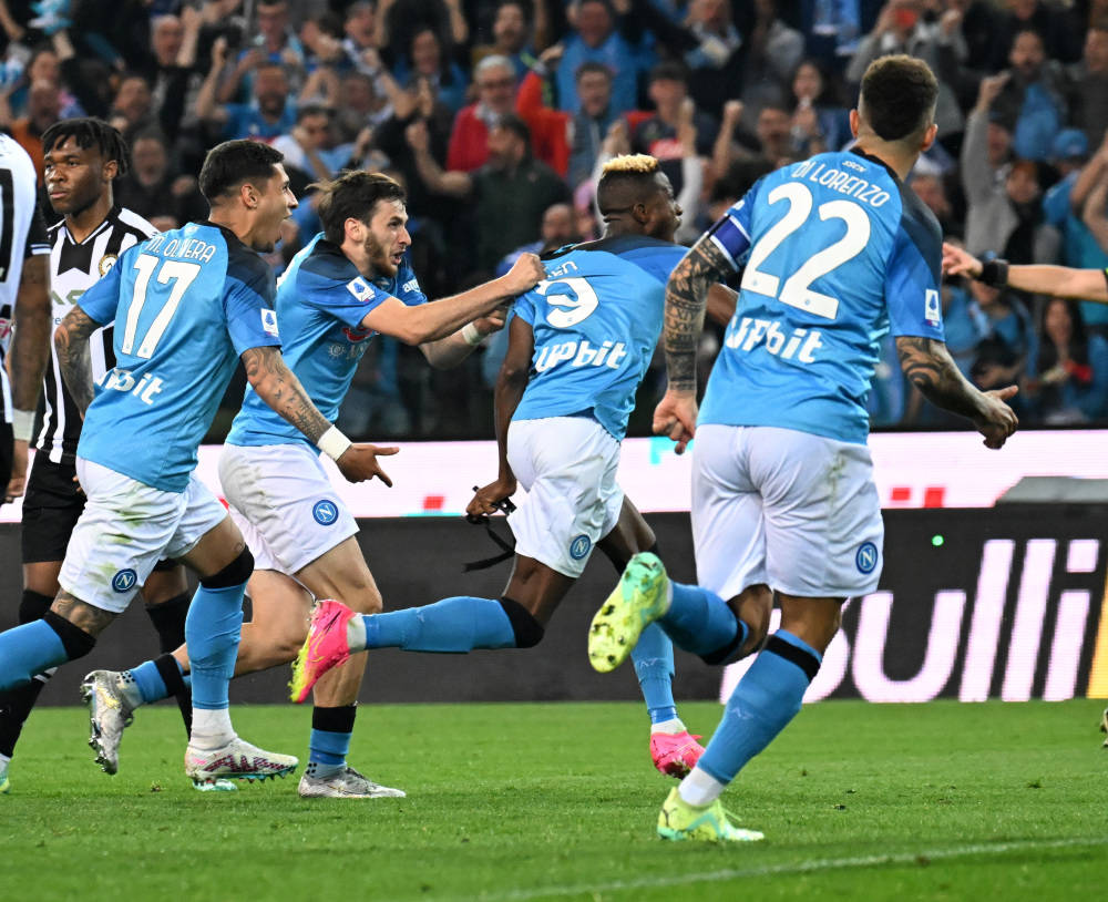 关于集结日体能课后；纽卡斯尔豪取连胜备战法国杯；信心回归；赛季目标并未改变的信息