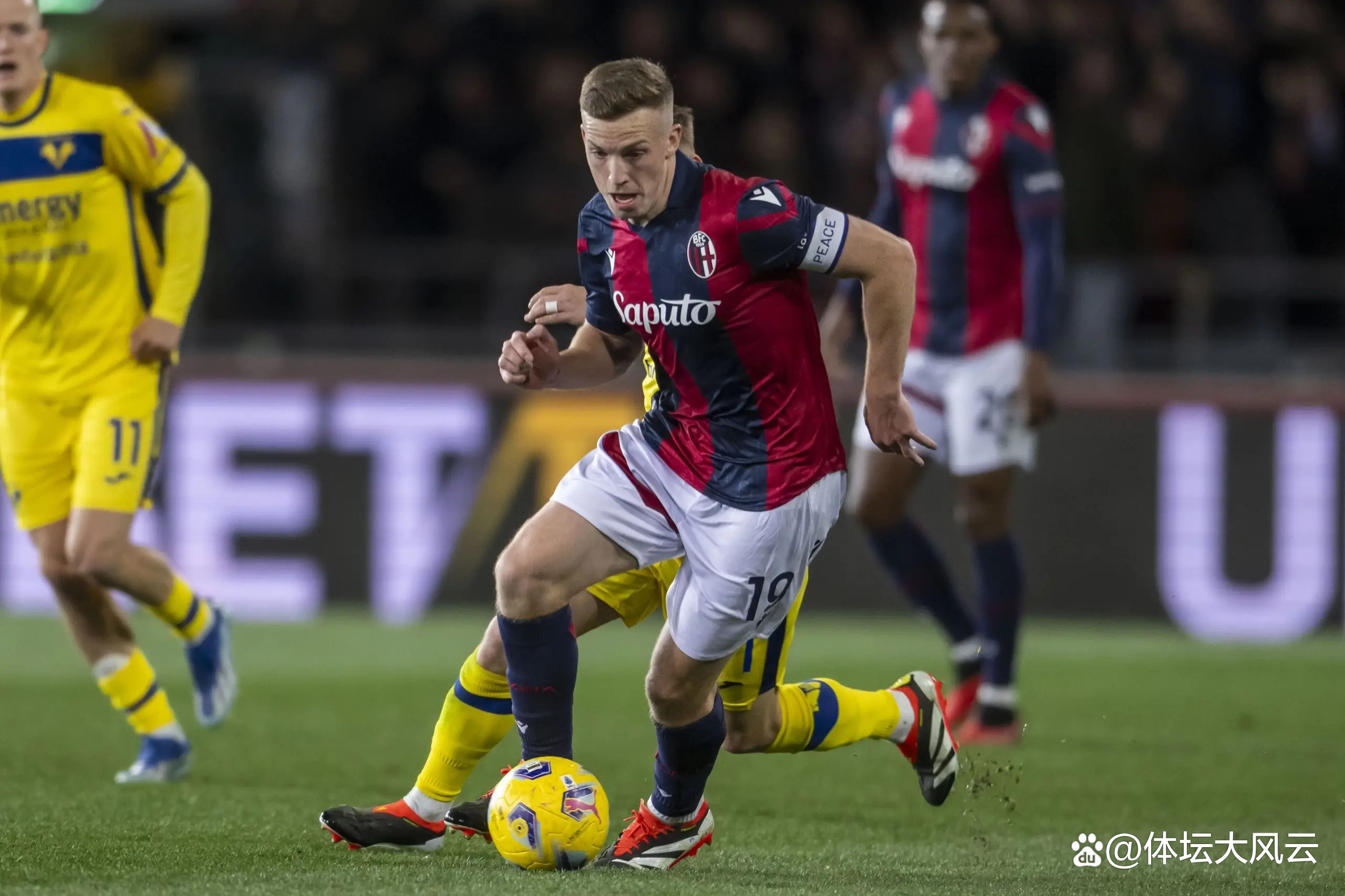  AC米兰迎英超关键赛，加时末段完成体检，质疑声仍在，数据趋势出现新变化