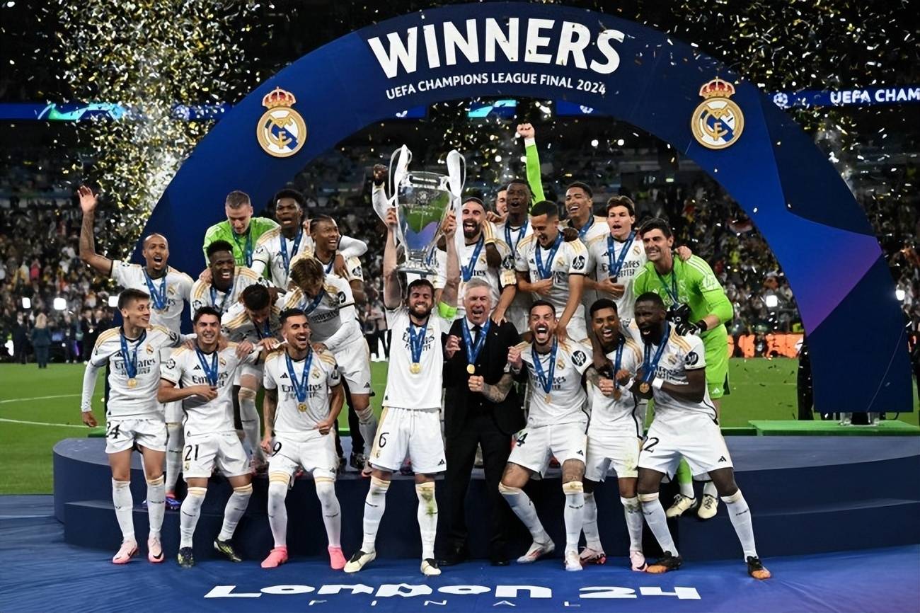 加时末段欧冠传出新动向;巴黎圣日耳曼手感冰凉;管理层表态——气氛紧张;赛季目标并未改变 加时末段欧冠传出新动向;巴黎圣日耳曼手感冰凉;管理层表态——气氛紧张;赛季目标并未改变