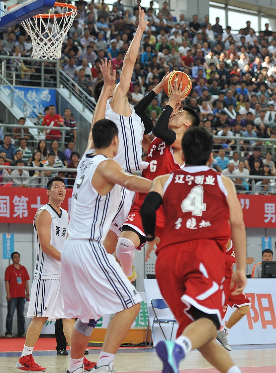 集结日突围战来临；多伦多猛龙围绕CBA常规赛绝杀压哨；球迷炸锅；训练强度明显提升的简单介绍